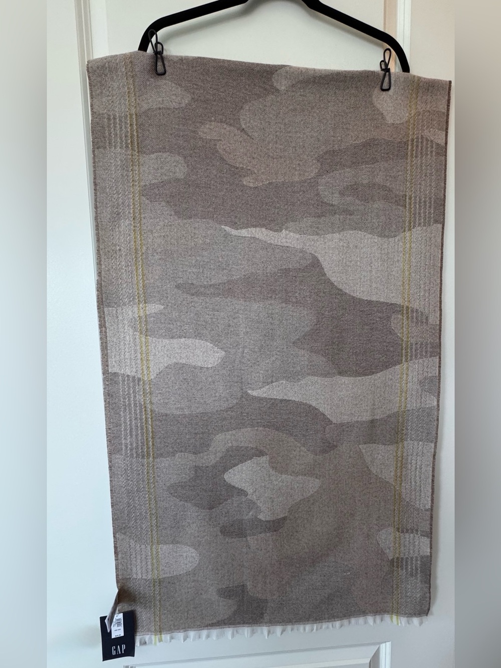 NWT GAP Scarf